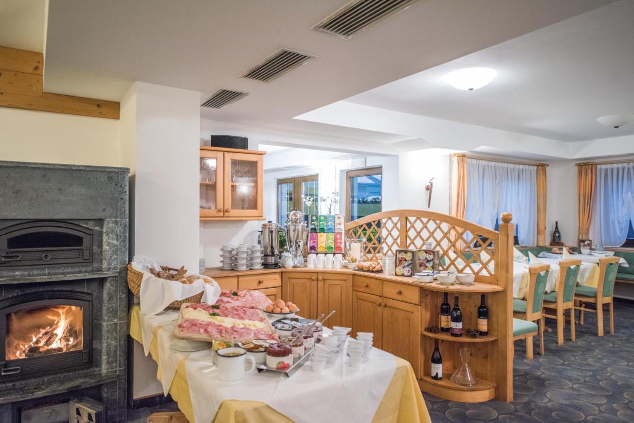 Apparthotel Feldhof - Living And Bistro Deutschnofen Buitenkant foto